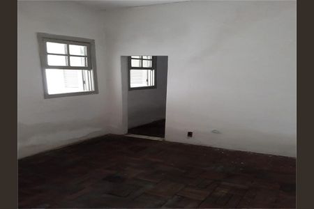Casa à venda com 90m², 2 quartos e 5 vagas