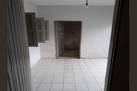 Casa à venda com 90m², 2 quartos e 5 vagas