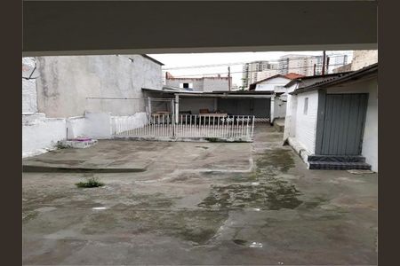Casa à venda com 90m², 2 quartos e 5 vagas