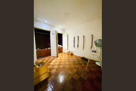 Casa à venda com 12 quartos, 600m² em Vila Mariana, São Paulo