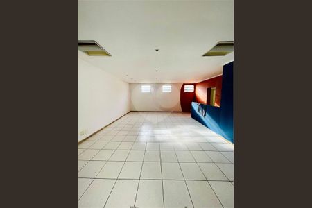 Casa à venda com 12 quartos, 600m² em Vila Mariana, São Paulo