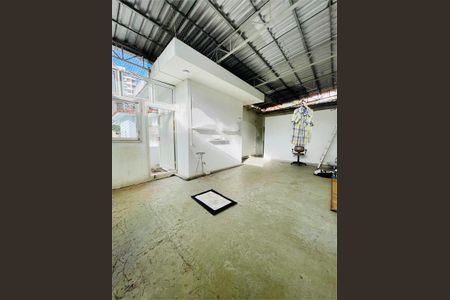 Casa à venda com 600m², 12 quartos e 6 vagas