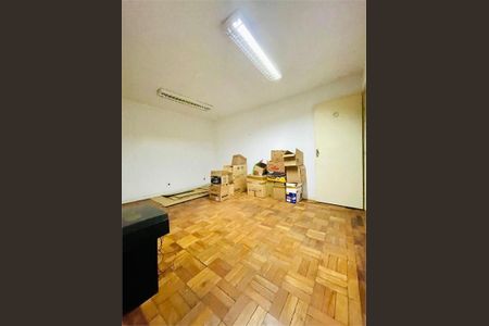 Casa à venda com 12 quartos, 600m² em Vila Mariana, São Paulo