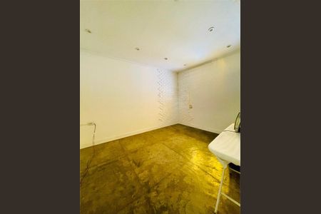 Casa à venda com 12 quartos, 600m² em Vila Mariana, São Paulo