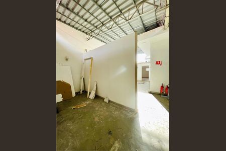 Casa à venda com 12 quartos, 600m² em Vila Mariana, São Paulo