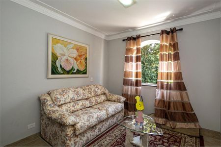 Casa à venda com 4 quartos, 450m² em Jardim Santa Helena, São Paulo