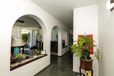 Casa à venda com 450m², 4 quartos e 6 vagas