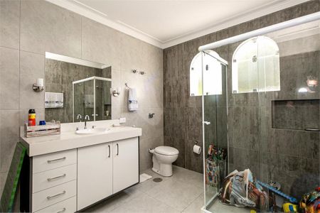 Casa à venda com 450m², 4 quartos e 6 vagas