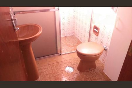 Casa à venda com 220m², 3 quartos e 2 vagas