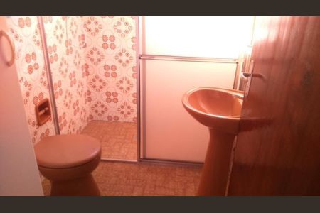 Casa à venda com 220m², 3 quartos e 2 vagas