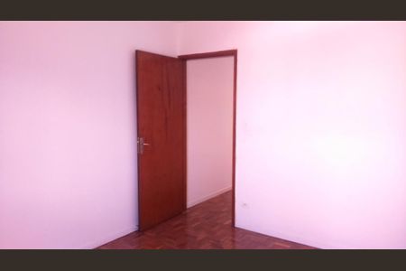 Casa à venda com 220m², 3 quartos e 2 vagas