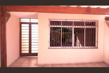 Casa à venda com 220m², 3 quartos e 2 vagas