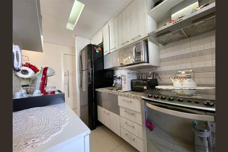 Apartamento à venda com 65m², 3 quartos e 1 vaga