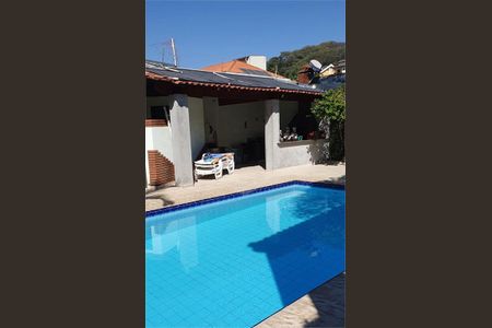 Casa à venda com 400m², 4 quartos e 2 vagas