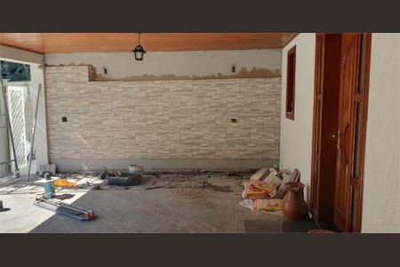 Casa à venda com 4 quartos, 400m² em São Domingos, São Paulo