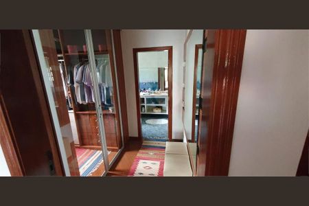 Casa à venda com 400m², 4 quartos e 2 vagas