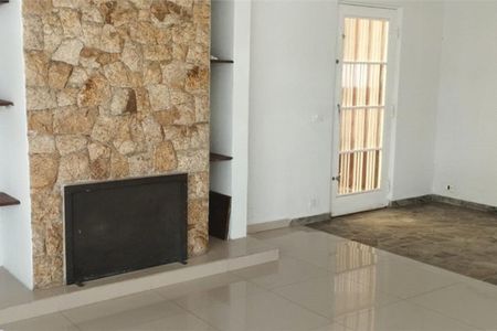 Casa à venda com 3 quartos, 144m² em Campo Grande, São Paulo