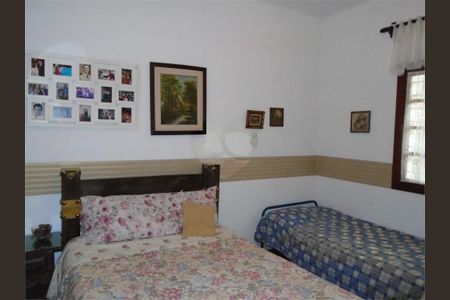 Casa à venda com 3 quartos, 200m² em Campo Belo, São Paulo