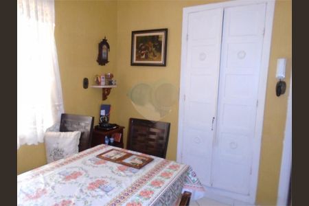 Casa à venda com 3 quartos, 200m² em Campo Belo, São Paulo