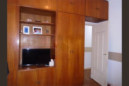 Casa à venda com 3 quartos, 200m² em Campo Belo, São Paulo