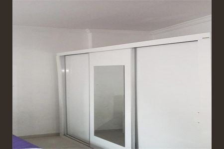 Casa à venda com 3 quartos, 120m² em Lapa de Baixo, São Paulo