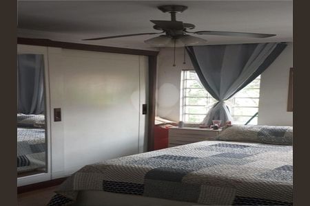 Casa à venda com 3 quartos, 120m² em Lapa de Baixo, São Paulo