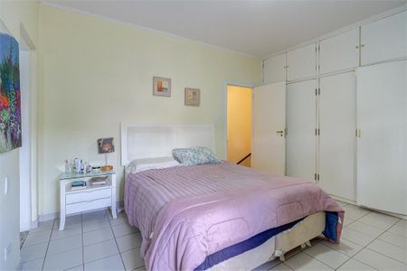 Casa de condomínio à venda com 160m², 3 quartos e 2 vagas