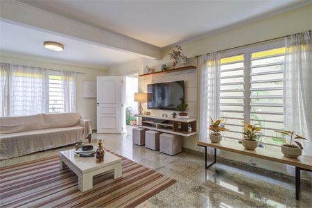 Casa de condomínio à venda com 160m², 3 quartos e 2 vagas