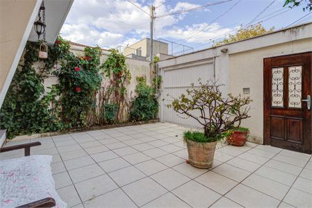 Casa de condomínio à venda com 160m², 3 quartos e 2 vagas