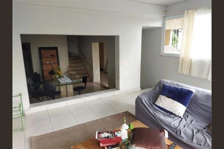 Casa à venda com 180m², 3 quartos e 1 vaga