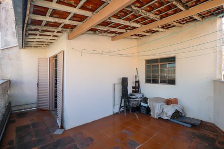 Casa à venda com 177m², 2 quartos e 3 vagas Casa à venda com 177m², 2 quartos e 3 vagasÁrea comum