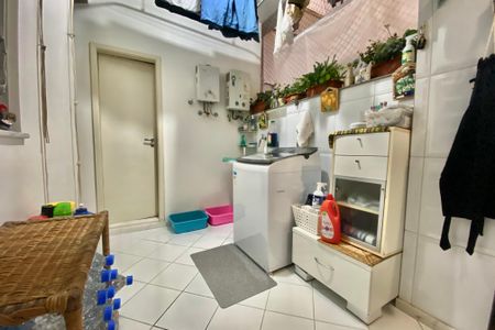 Apartamento à venda com 234m², 4 quartos e 1 vagaÁrea de Serviço