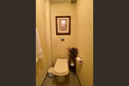 Apartamento à venda com 234m², 4 quartos e 1 vagaLavabo