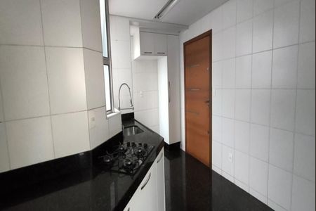 Apartamento à venda com 218m², 4 quartos e 4 vagas