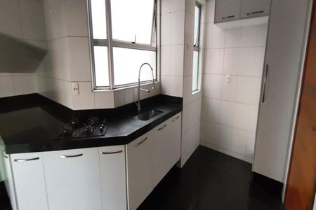 Apartamento à venda com 218m², 4 quartos e 4 vagas
