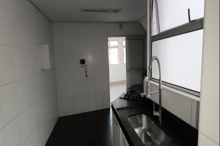Apartamento à venda com 218m², 4 quartos e 4 vagas