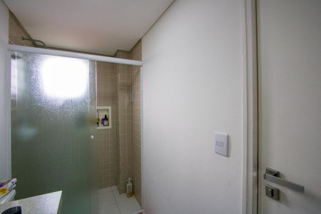 Apartamento à venda com 104m², 3 quartos e 2 vagas Apartamento à venda com 104m², 3 quartos e 2 vagasBanheiro Suíte