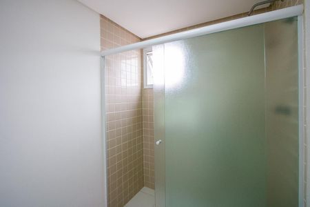 Apartamento à venda com 104m², 3 quartos e 2 vagas Apartamento à venda com 104m², 3 quartos e 2 vagasBanheiro social