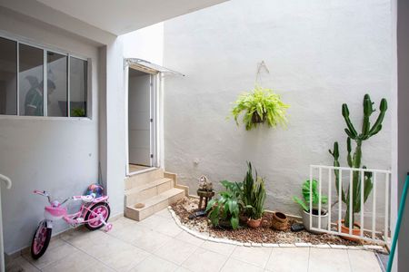 Casa para alugar com 125m², 4 quartos e 1 vagaÁrea de Serviço