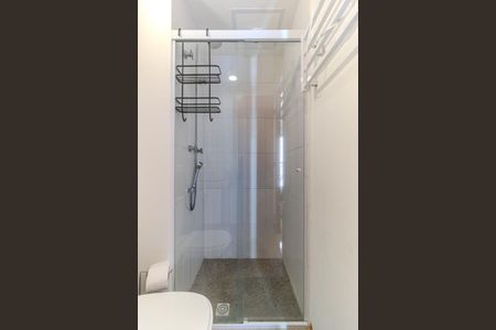 Studio para alugar com 27m², 1 quarto e sem vaga Studio para alugar com 27m², 1 quarto e sem vagaBanheiro Social
