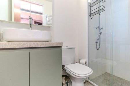 Studio para alugar com 27m², 1 quarto e sem vaga Studio para alugar com 27m², 1 quarto e sem vagaBanheiro Social