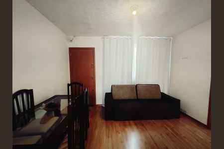 Apartamento para alugar com 45m², 2 quartos e 1 vagaSala