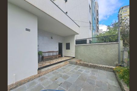 Casa para alugar com 360m², 4 quartos e 4 vagasÁrea Externa
