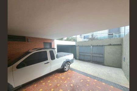 Casa para alugar com 360m², 4 quartos e 4 vagasÁrea Externa