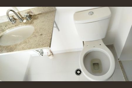 Apartamento à venda com 68m², 2 quartos e 1 vaga Apartamento à venda com 68m², 2 quartos e 1 vagaBanheiro 2