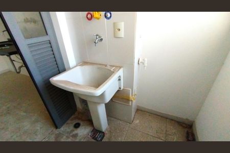 Apartamento à venda com 68m², 2 quartos e 1 vaga Apartamento à venda com 68m², 2 quartos e 1 vagaÁrea de serviço