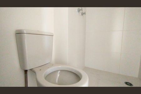 Apartamento à venda com 68m², 2 quartos e 1 vaga Apartamento à venda com 68m², 2 quartos e 1 vagaBanheiro 2