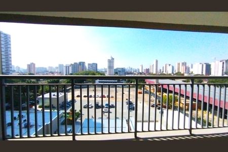 Apartamento à venda com 68m², 2 quartos e 1 vaga Apartamento à venda com 68m², 2 quartos e 1 vagaVaranda gourmet - vista
