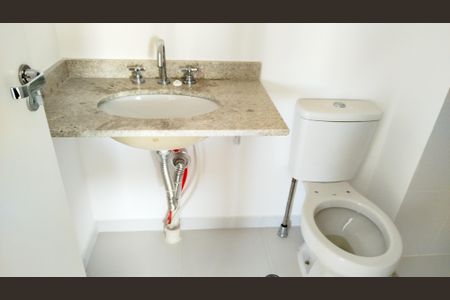 Apartamento à venda com 68m², 2 quartos e 1 vaga Apartamento à venda com 68m², 2 quartos e 1 vagaBanheiro 2