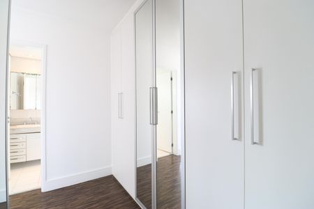 Apartamento para alugar com 125m², 3 quartos e 2 vagasCloset da suíte